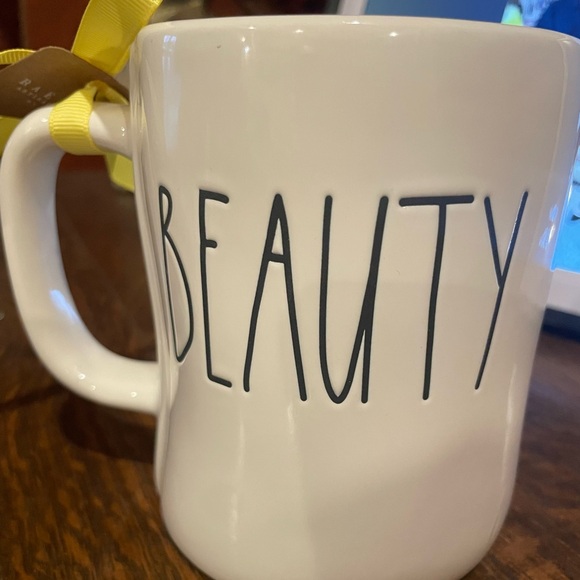 Disney Rae Dunn Belle Mug Beauty and the Beast & NWT - Picture 2 of 2